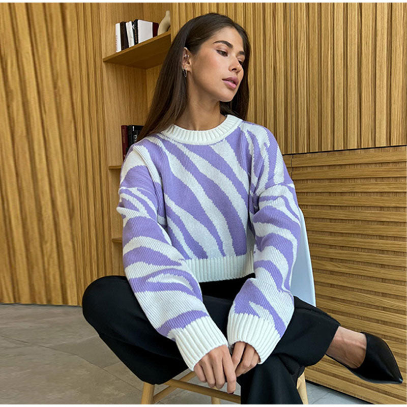 Zebra Sweater | Lila/weißer Zebra-Pullover für Herbst 2023